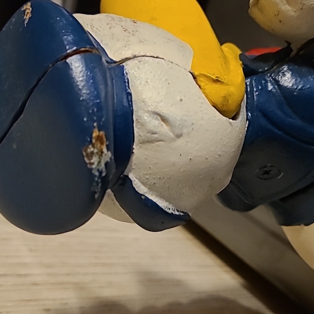 Vintage Donald Duck Cast Iron Bank - Picture 3 of 8